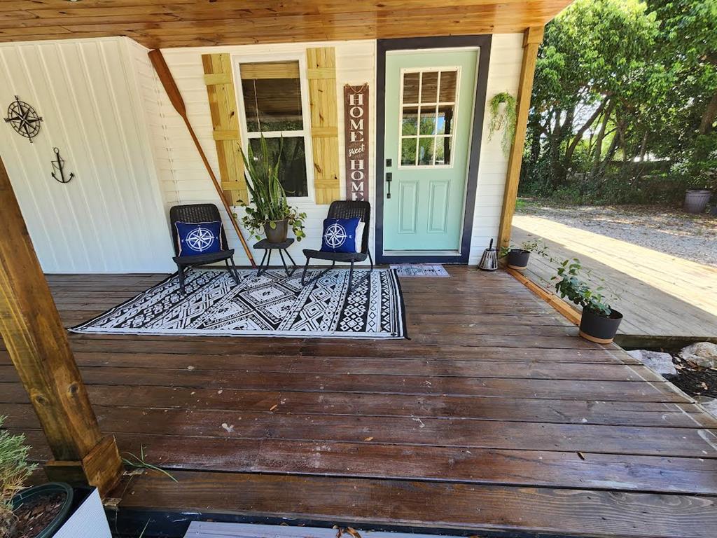 603 Southeast 3rd Street Carrabelle, FL 32322 - Photo 2 of 31