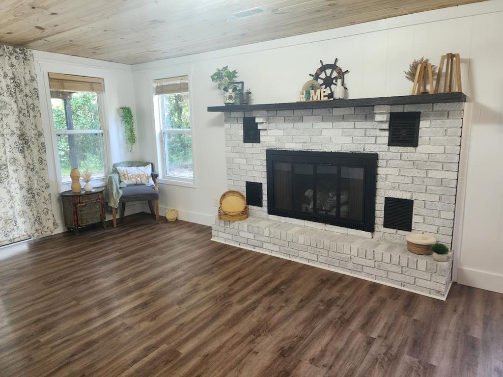 603 Southeast 3rd Street Carrabelle, FL 32322 - Photo 10 of 31