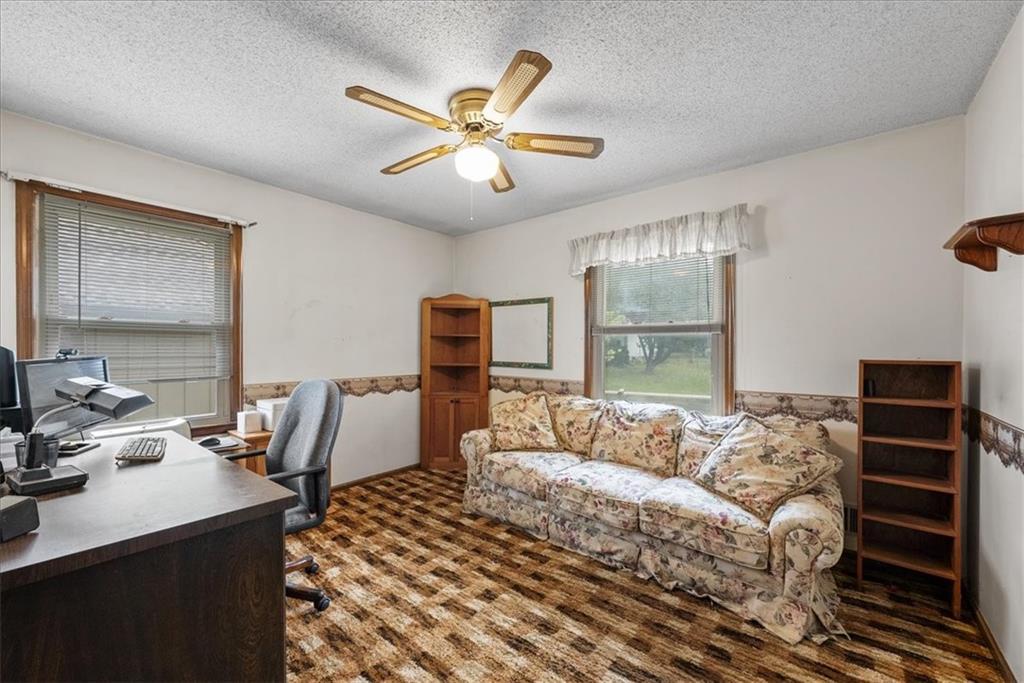 1004 Southeast 3rd Terrace Lee's Summit, MO 64063 - Photo 20 of 30