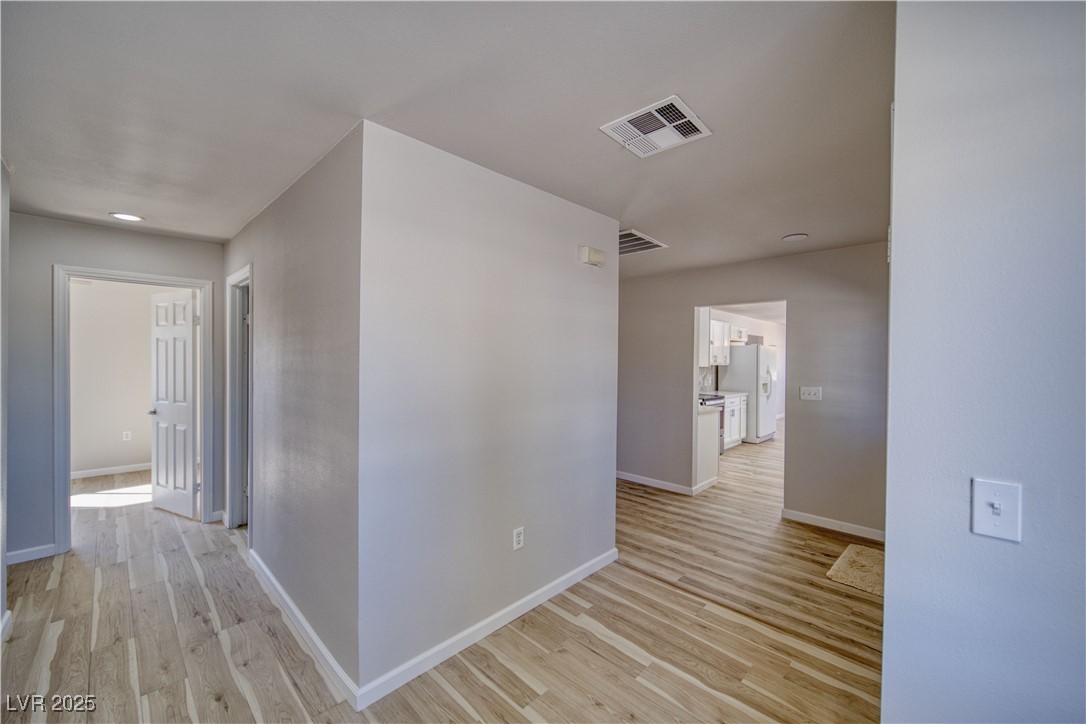 561 Jarvis Road Pahrump, NV 89060 - Photo 12 of 64 Hallway