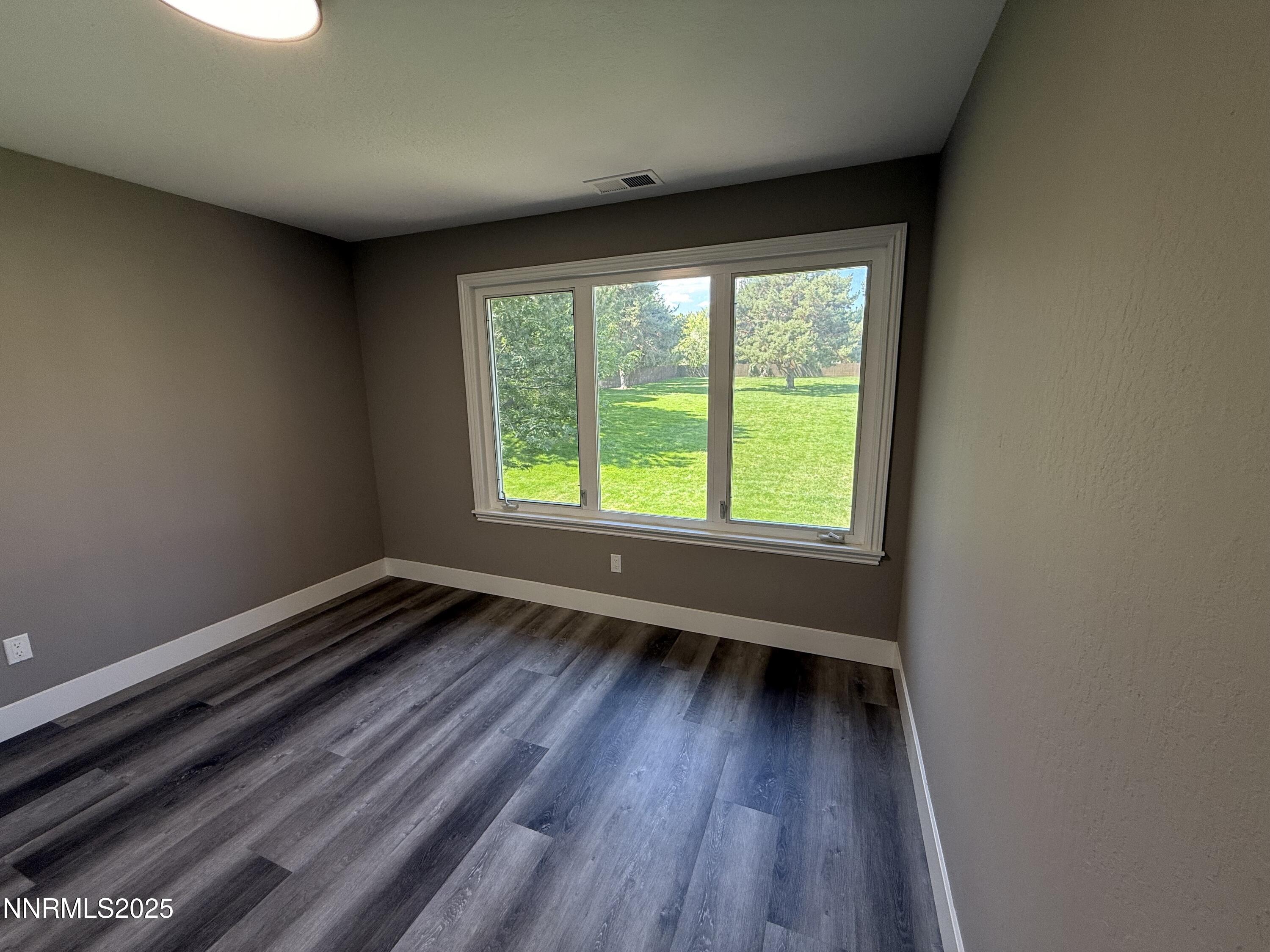 4315 Clyde Court Reno, NV 89509 - Photo 11 of 17 Bed 1 window