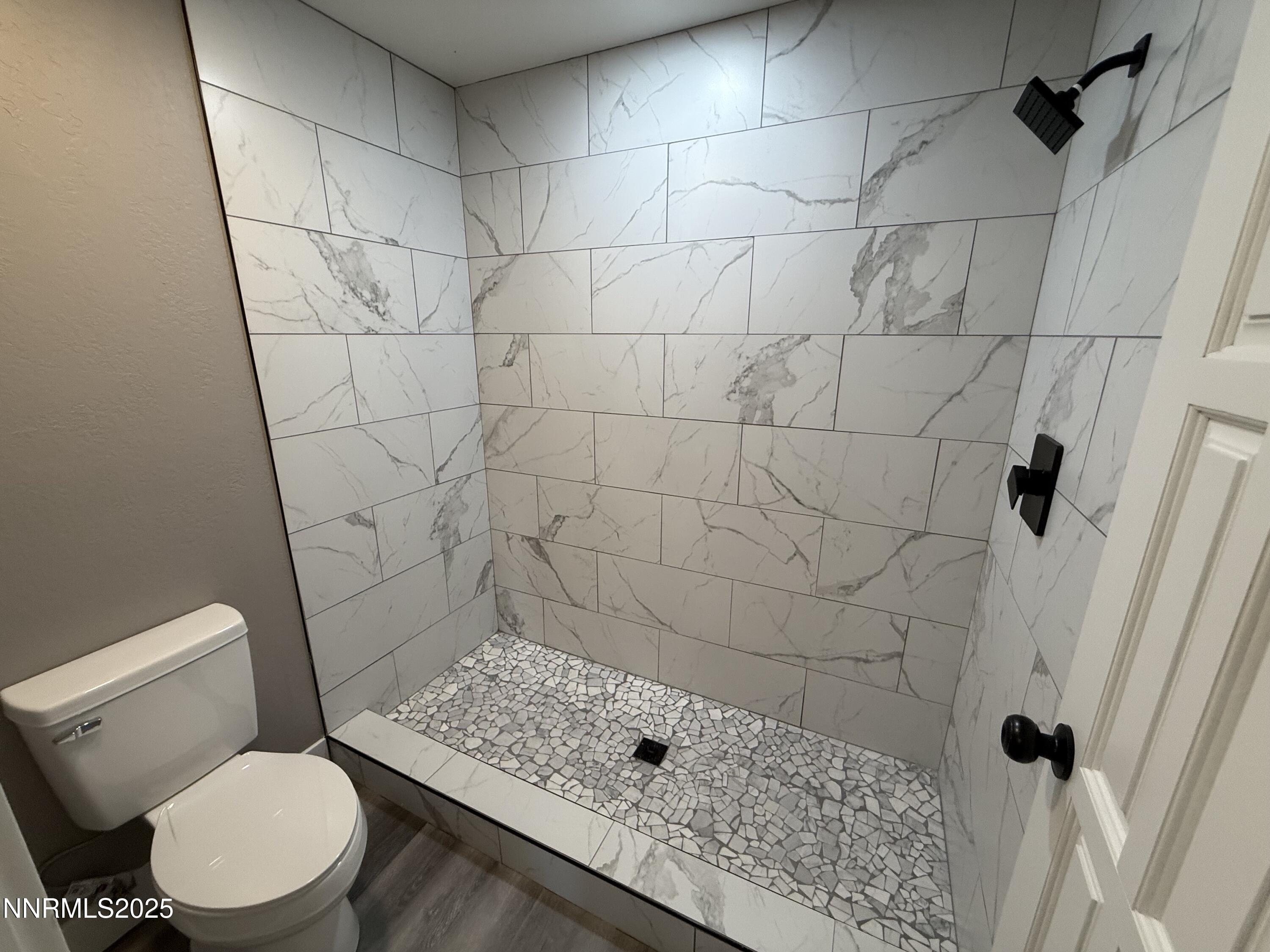 4315 Clyde Court Reno, NV 89509 - Photo 16 of 17 Bath 2 shower