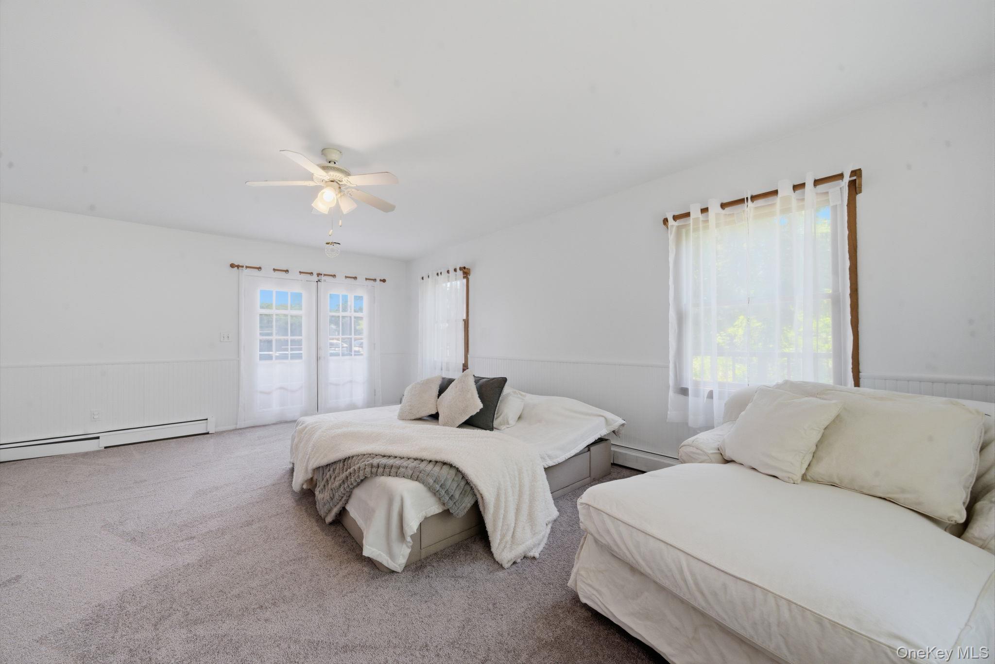 612 Blue Point Road Holtsville, NY 11742 - Photo 15 of 47