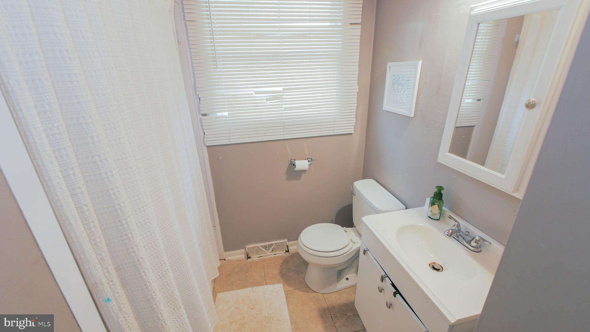 804 Wayne Road Lindenwold, NJ 08021 - Photo 16 of 19