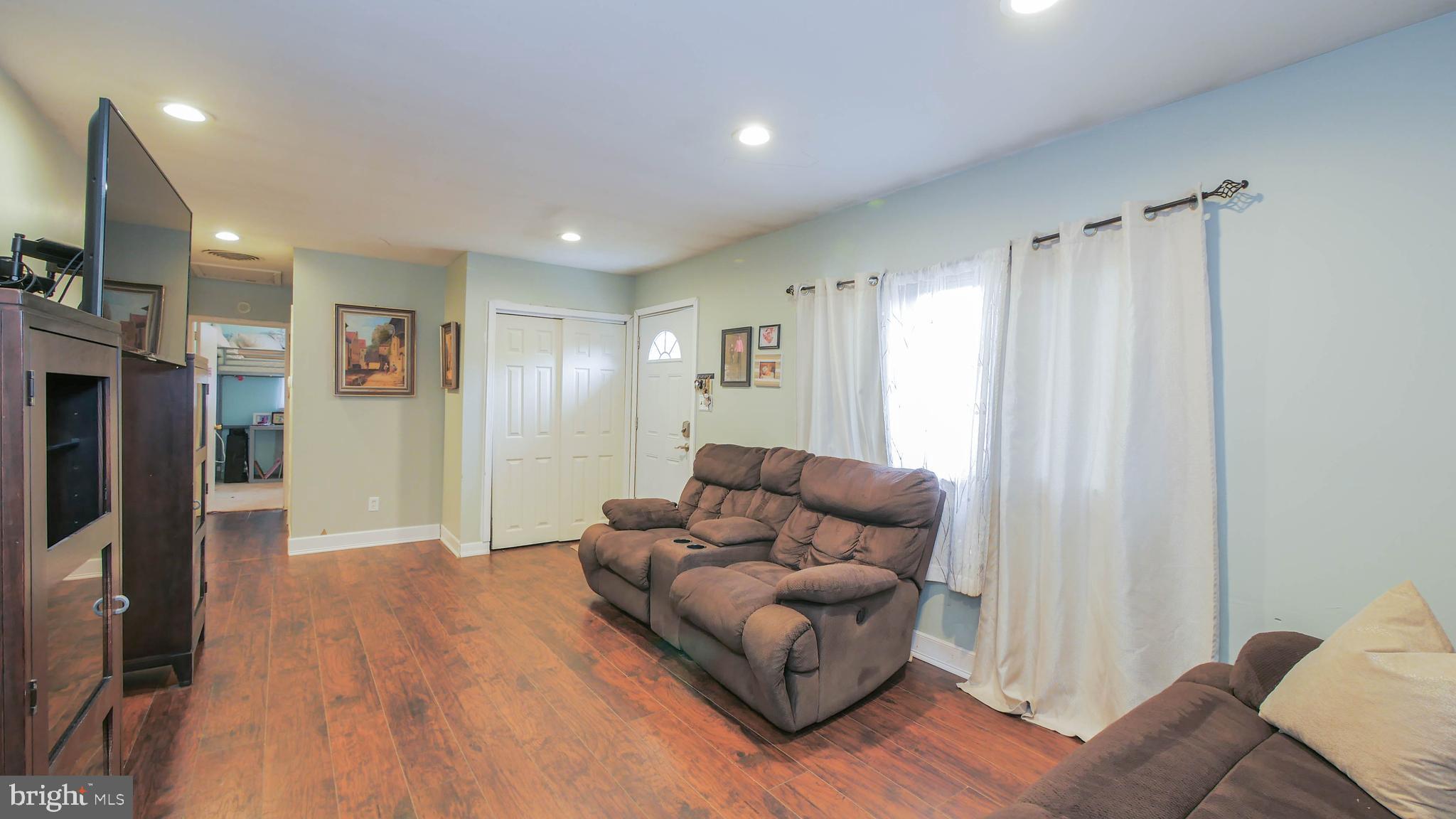 804 Wayne Road Lindenwold, NJ 08021 - Photo 6 of 19