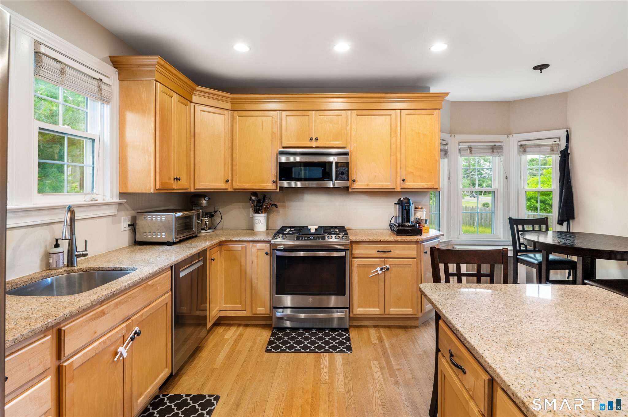 250 High Ridge Road Stamford, CT 06905 - Photo 4 of 22