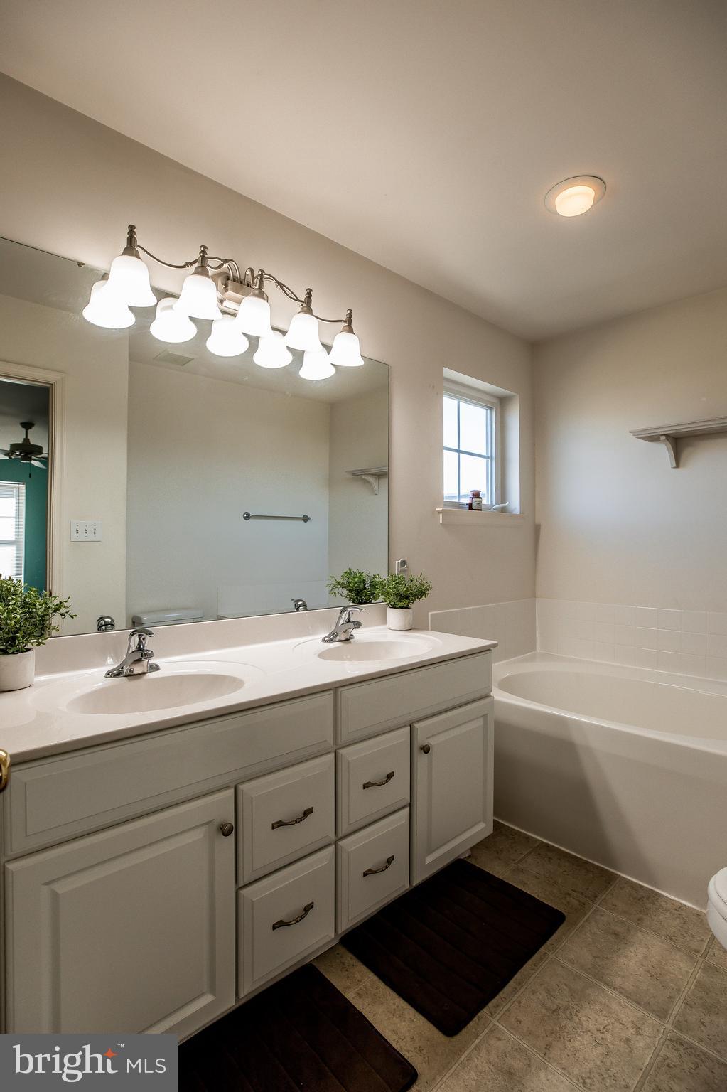 1009 Sloan Street Lititz, PA 17543 - Photo 28 of 32 Gallery Image 28