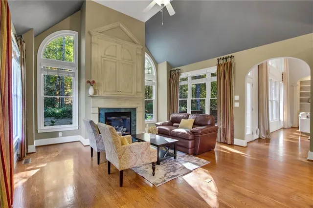 $825,000 | 926 Kinghorn Drive Northwest, Kennesaw, GA 30152