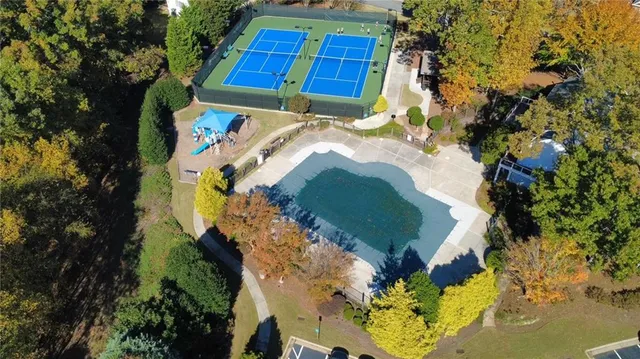 $825,000 | 926 Kinghorn Drive Northwest, Kennesaw, GA 30152