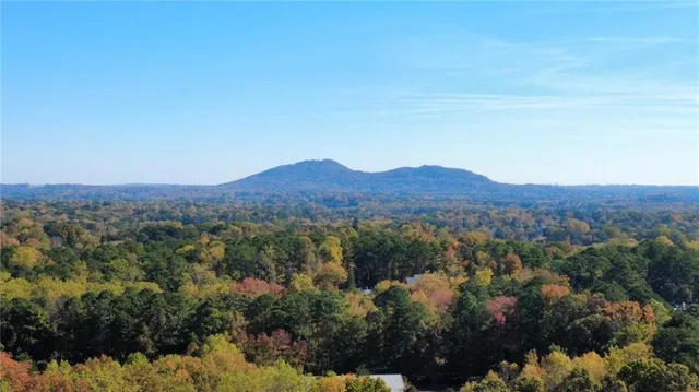 $825,000 | 926 Kinghorn Drive Northwest, Kennesaw, GA 30152