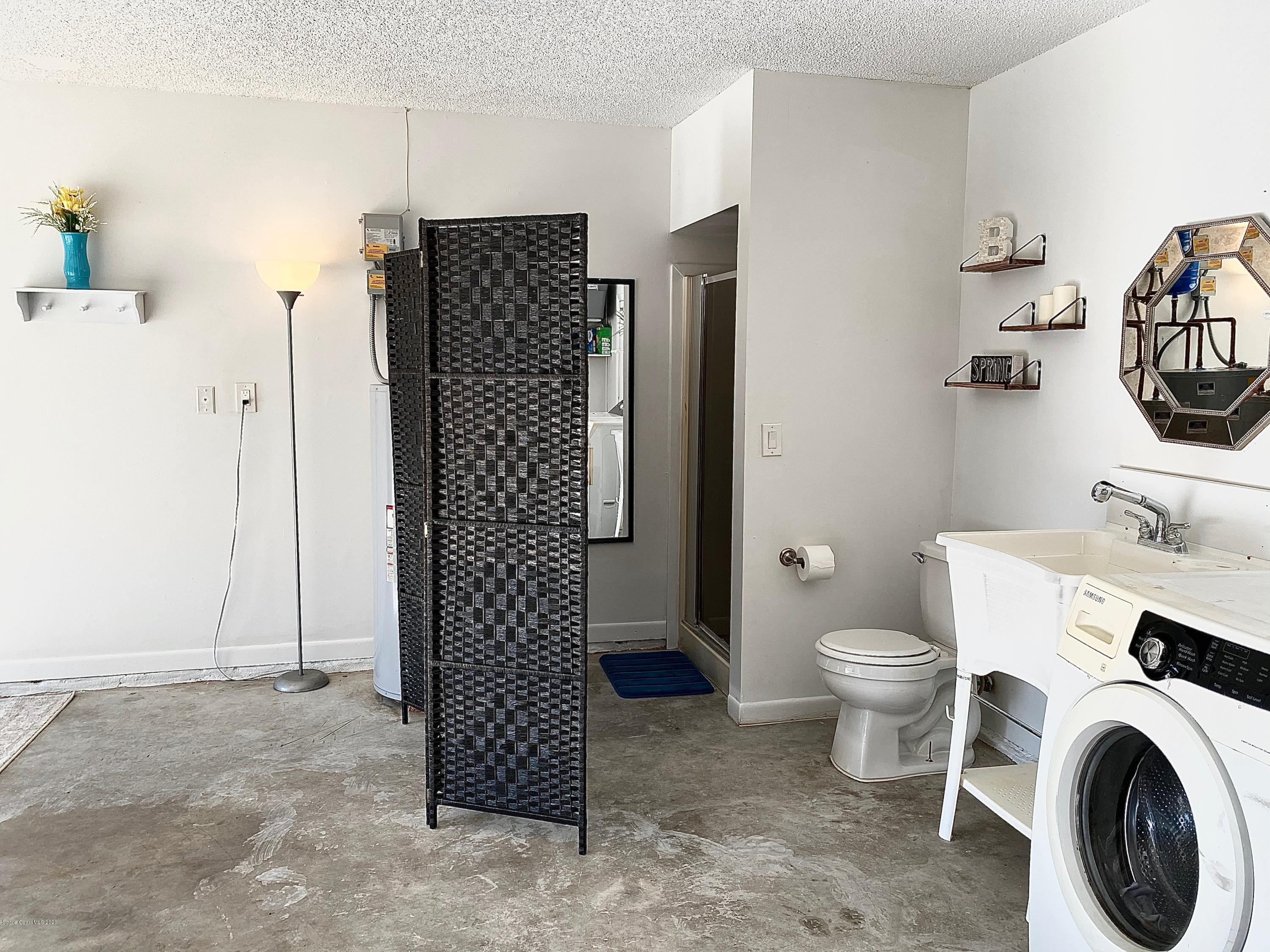 1051 Commerce Road Southeast Palm Bay, FL 32909 - Photo 31 of 40 a34