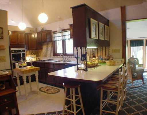 101 Valley Road Jeannette, PA 15644 - Photo 4 of 8