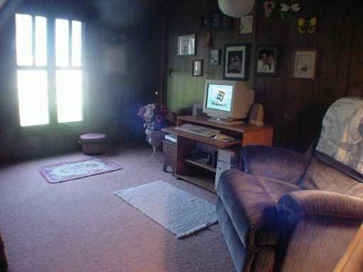 101 Valley Road Jeannette, PA 15644 - Photo 6 of 8