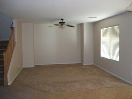 9131 West Cordes Road Tolleson, AZ 85353 - Photo 4 of 15 FamilyRoom