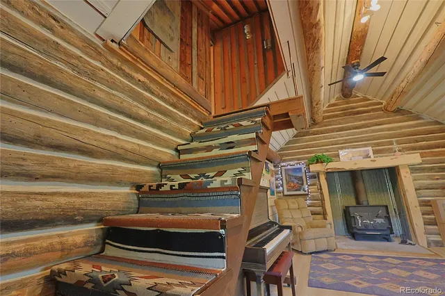 a view of an outdoor space