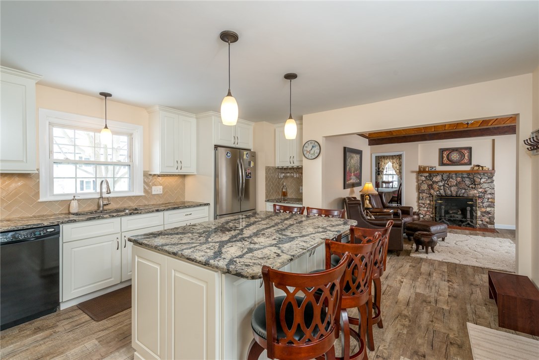 3240 Mendon Road Cumberland, RI 02864 - Photo 15 of 40