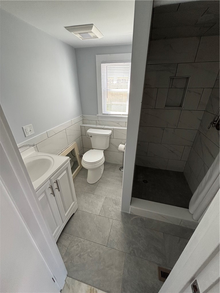 53 Bayberry Road Narragansett, RI 02882 - Photo 36 of 45