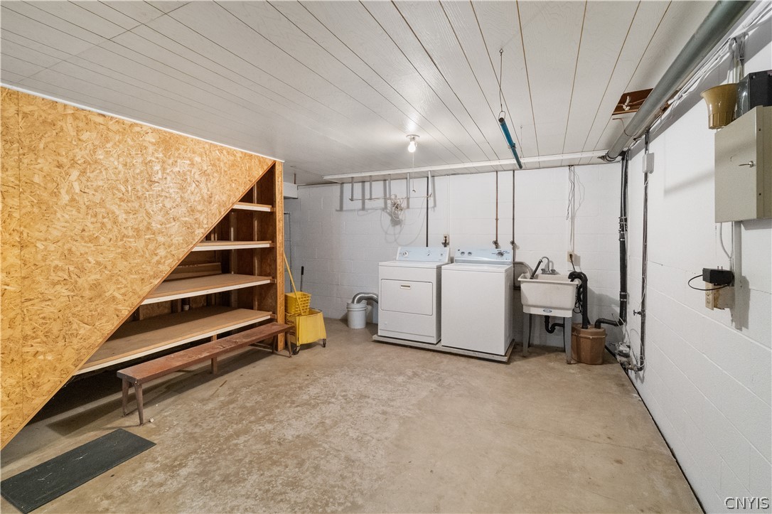 4421 Whedon Road Camillus, NY 13219 - Photo 17 of 23