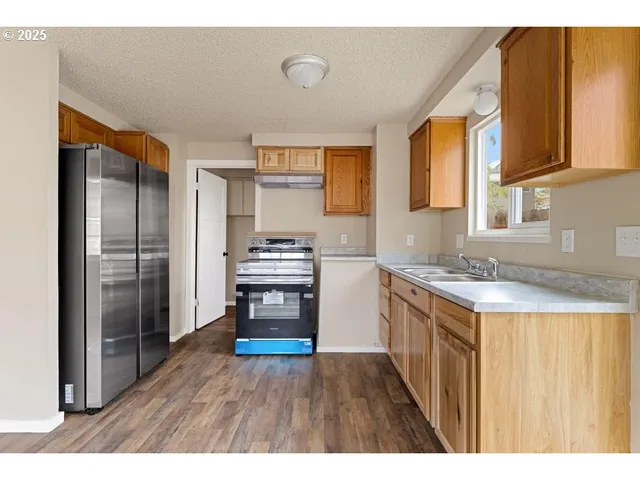 $225,000 | 1215 West Main Street, Medford, OR 97501