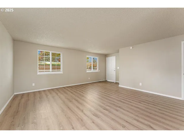 $225,000 | 1215 West Main Street, Medford, OR 97501