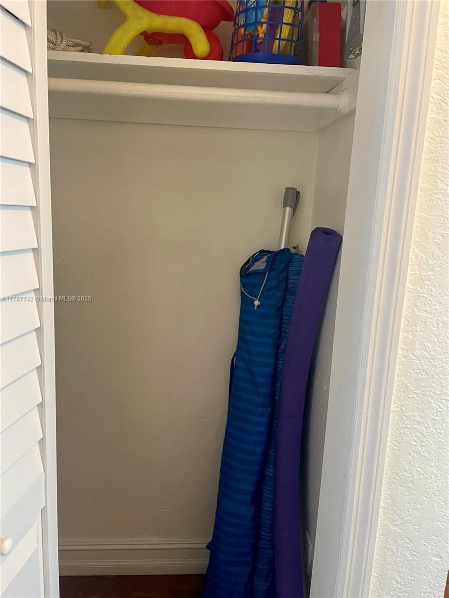 316 Walnut Street, Unit 1 Hollywood, FL 33019 - Photo 15 of 15 a view of entryway