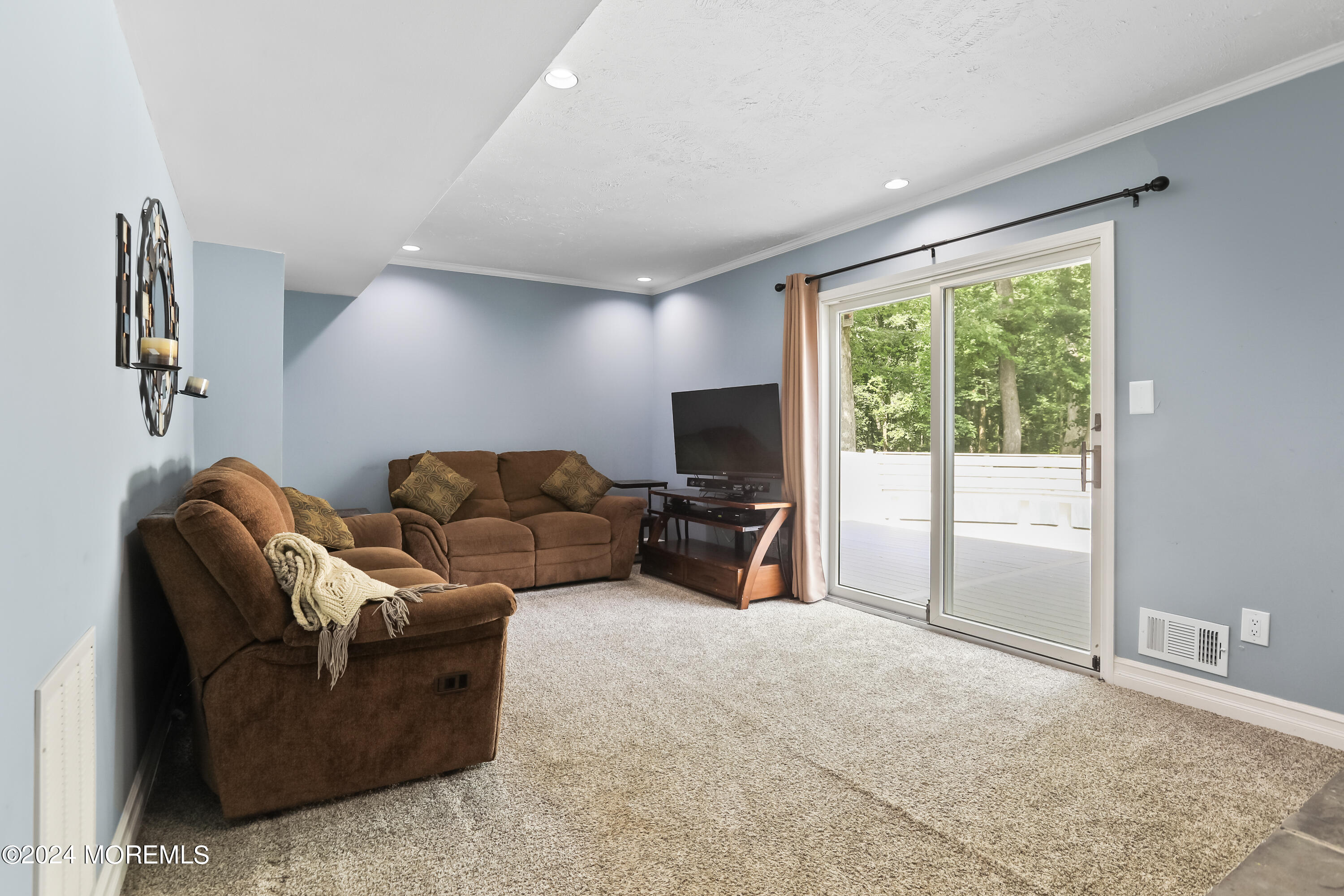 6 Robinson Road Morganville, NJ 07751 - Photo 15 of 42 5W5A0467