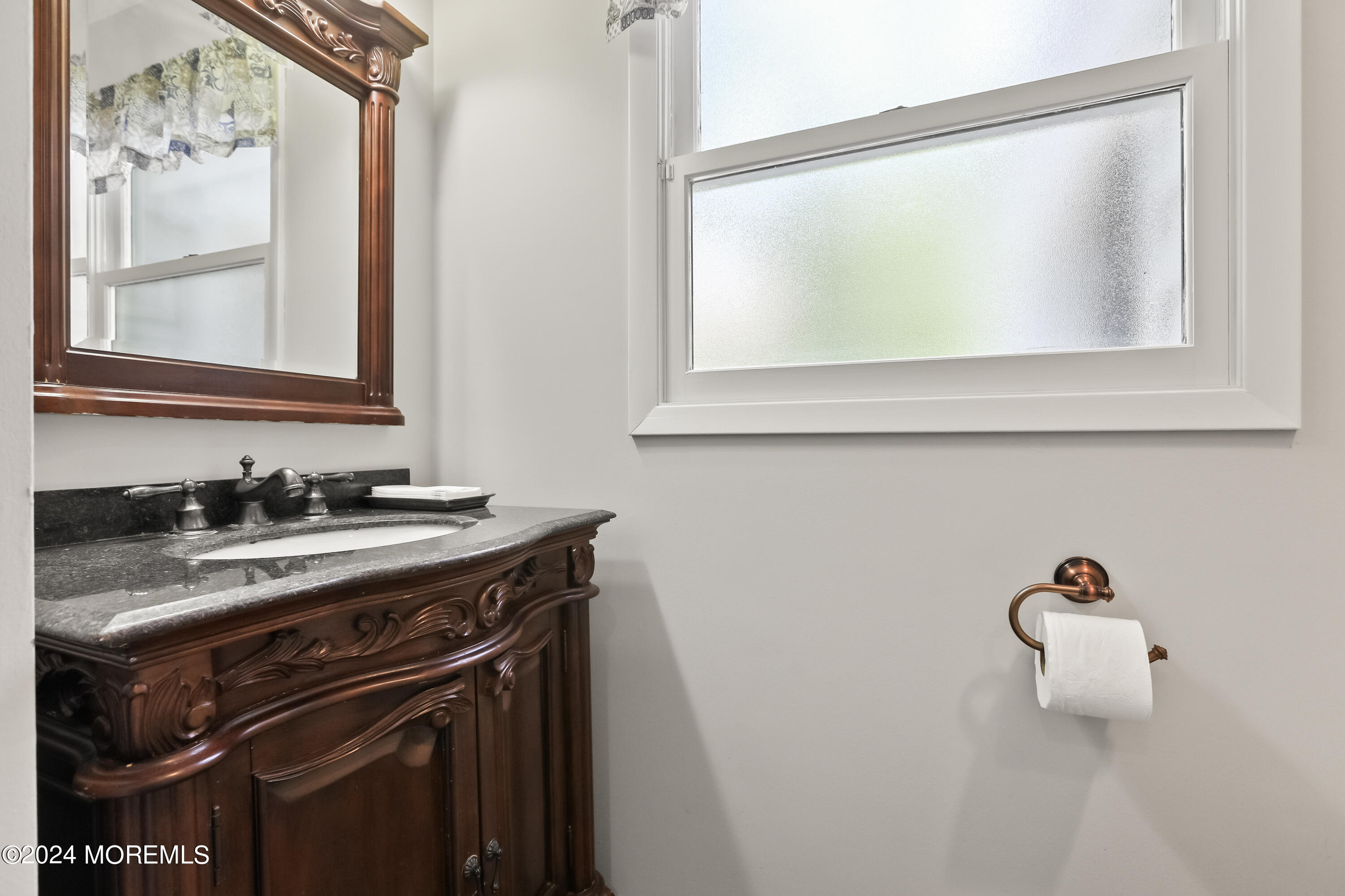 6 Robinson Road Morganville, NJ 07751 - Photo 17 of 42 5W5A0477