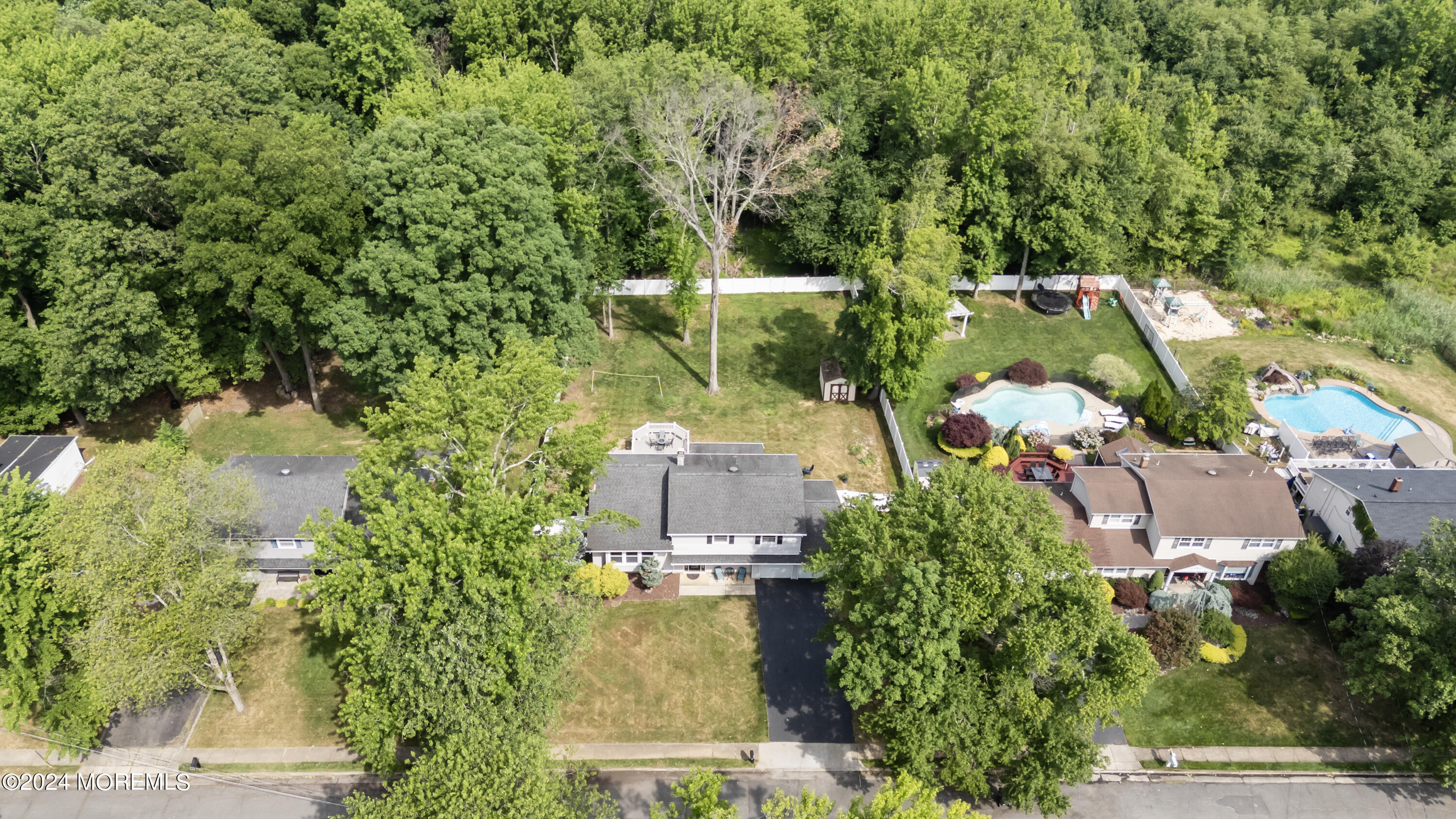 6 Robinson Road Morganville, NJ 07751 - Photo 36 of 42 DJI_20240626101311_0652_D