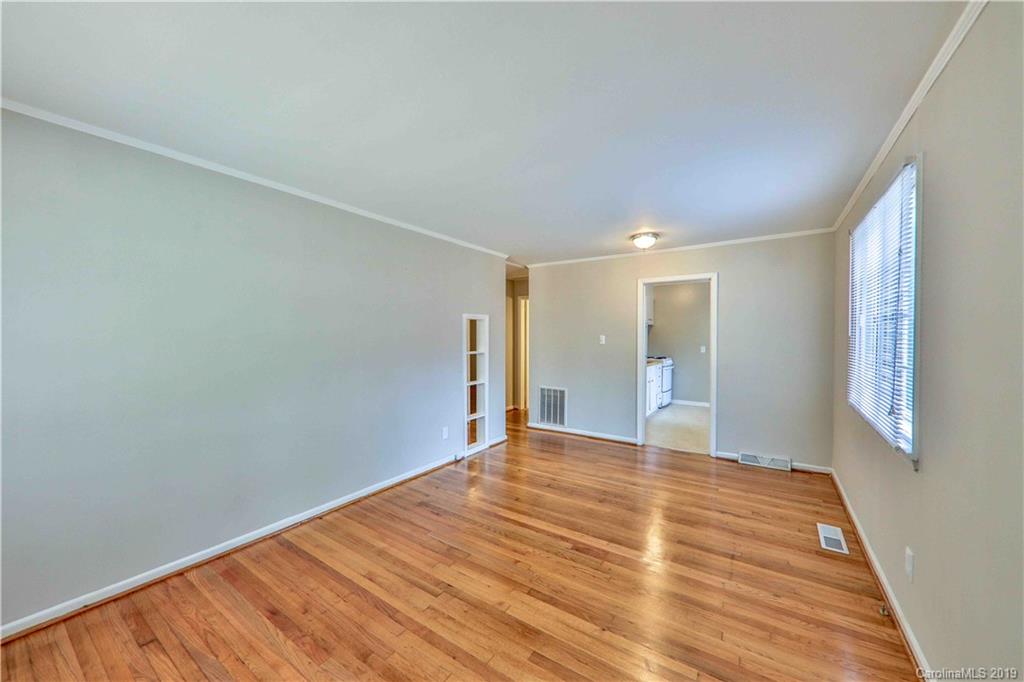 3017 Minnesota Road Charlotte, NC 28208 - Photo 4 of 13 Gallery Image 4