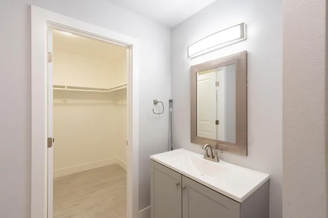 $669,000 | 6410 Rolling Way, Carmichael, CA 95608