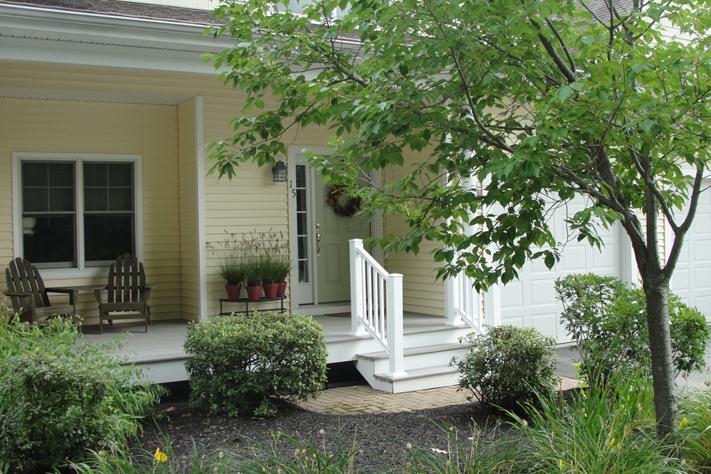 15 Tideswell Lane, Unit 15 Worcester, MA 01609 - Photo 2 of 30