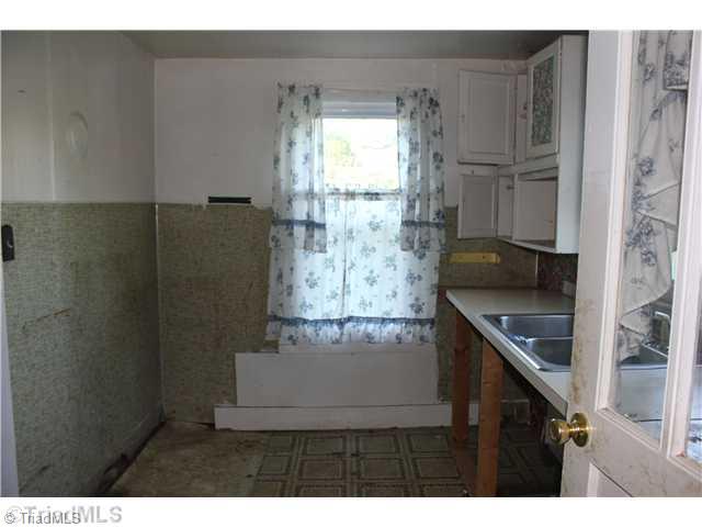 2252 Edmonds Road Galax, VA 24333 - Photo 7 of 16 Kitchen. ANother view of kitchen