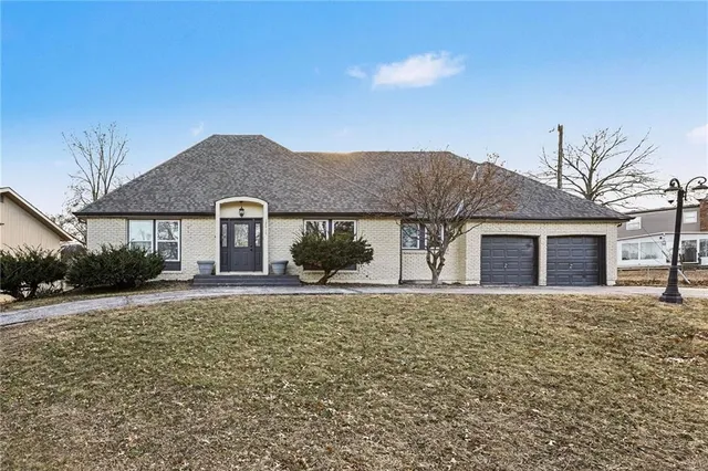 $394,900 | 12414 Valley Brook Drive, Grandview, MO 64030