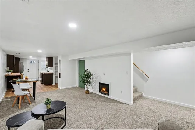 $394,900 | 12414 Valley Brook Drive, Grandview, MO 64030