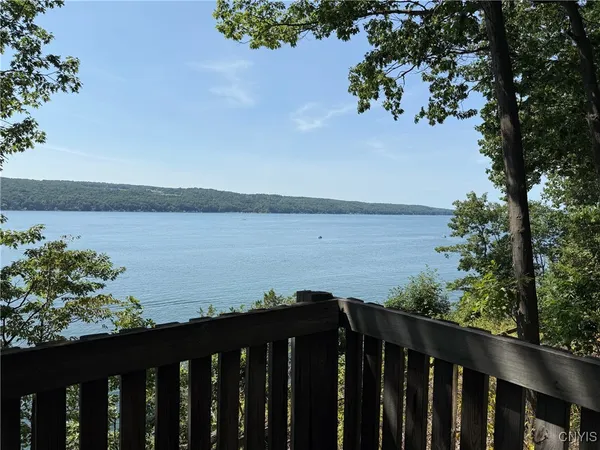 $2,000 | 1308 East Shore Drive, Lansing, NY 14850