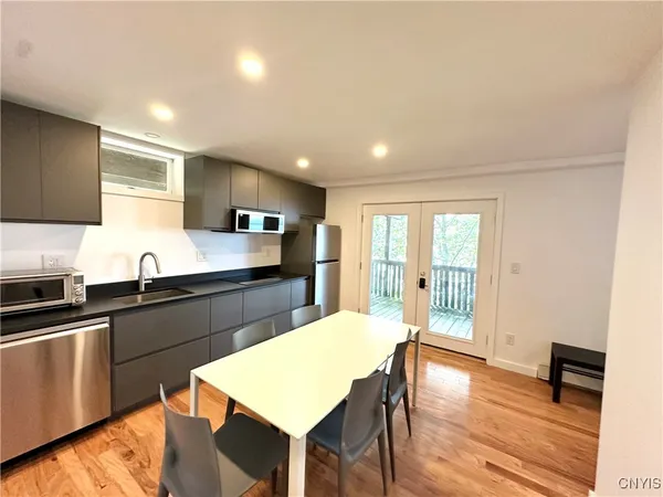 $2,000 | 1308 East Shore Drive, Lansing, NY 14850