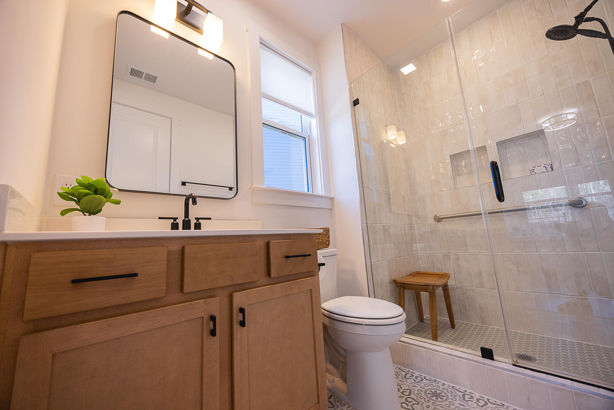 1027 Field Sparrow Drive Ravenel, SC 29470 - Photo 44 of 70 1st Floor Guest Room Bath