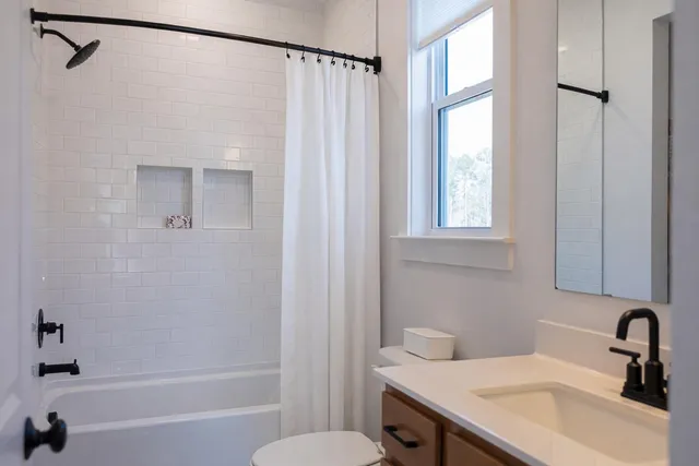 $660,000 | 1027 Field Sparrow Drive, Ravenel, SC 29470