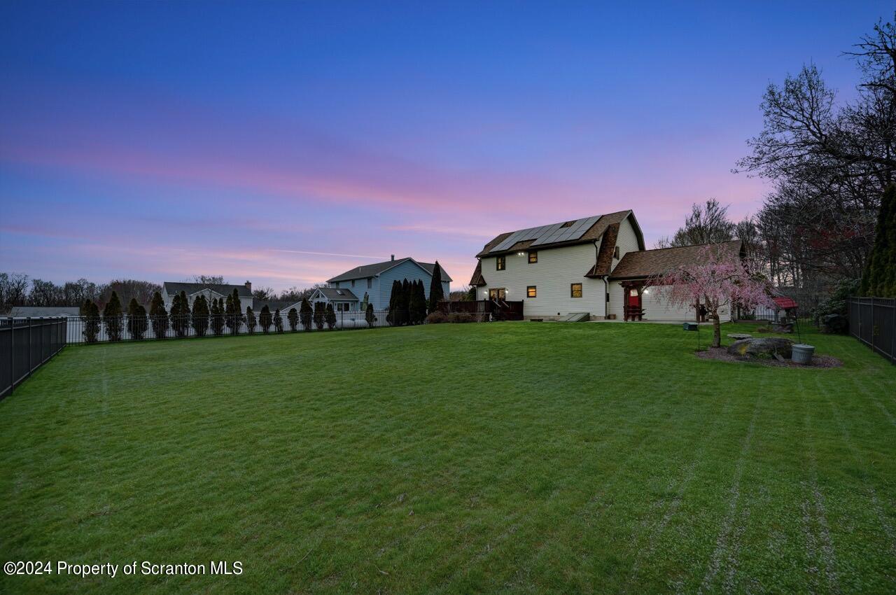 925 Appletree Road Moscow, PA 18444 - Photo 4 of 61 Gallery Image 4