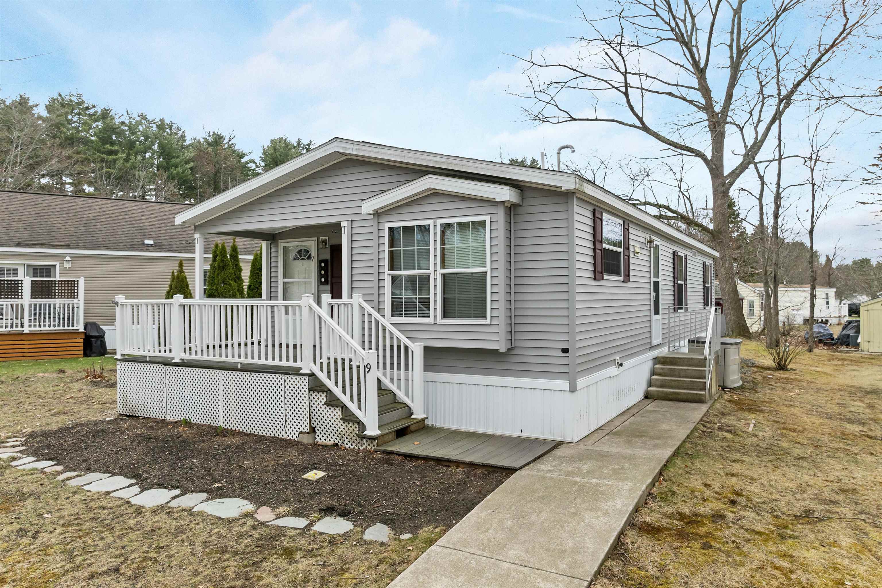9 Slate Run North Hampton, NH 03862 - Photo 2 of 49