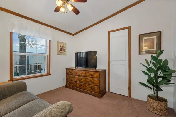 $289,000 | 9 Slate Run, North Hampton, NH 03862
