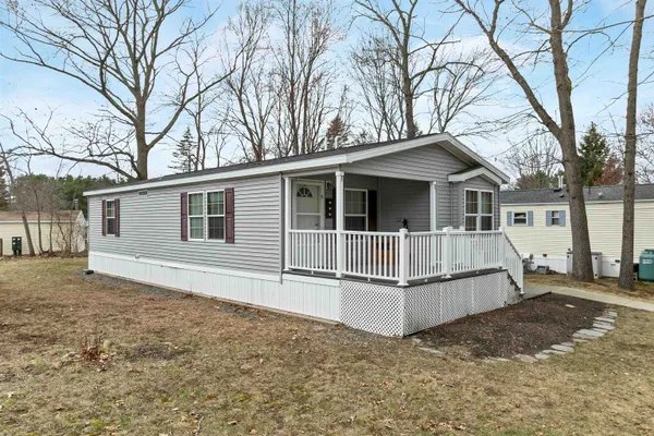 $289,000 | 9 Slate Run, North Hampton, NH 03862