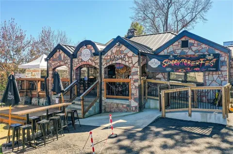 $945,000 | 1395 Mid Broadwell Road, Alpharetta, GA 30004