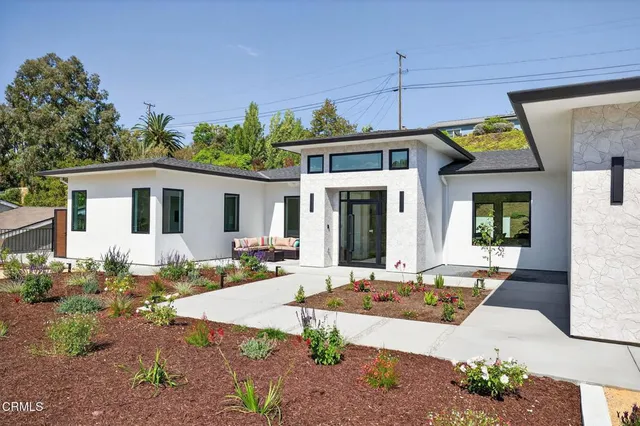 $1,999,999 | 259 Via Pasito, Ventura, CA 93003