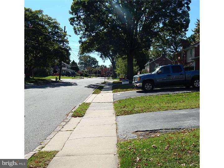 504 Shelbourne Road Havertown, PA 19083 - Photo 2 of 25