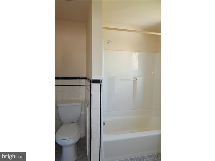 504 Shelbourne Road Havertown, PA 19083 - Photo 16 of 25