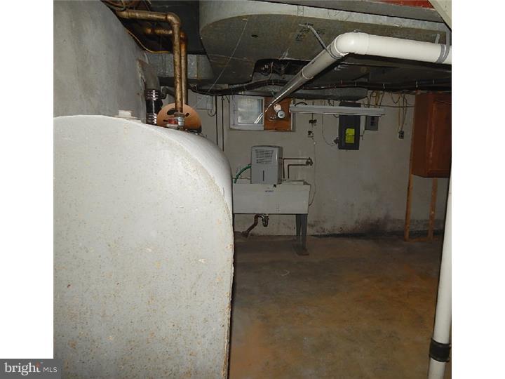 504 Shelbourne Road Havertown, PA 19083 - Photo 22 of 25