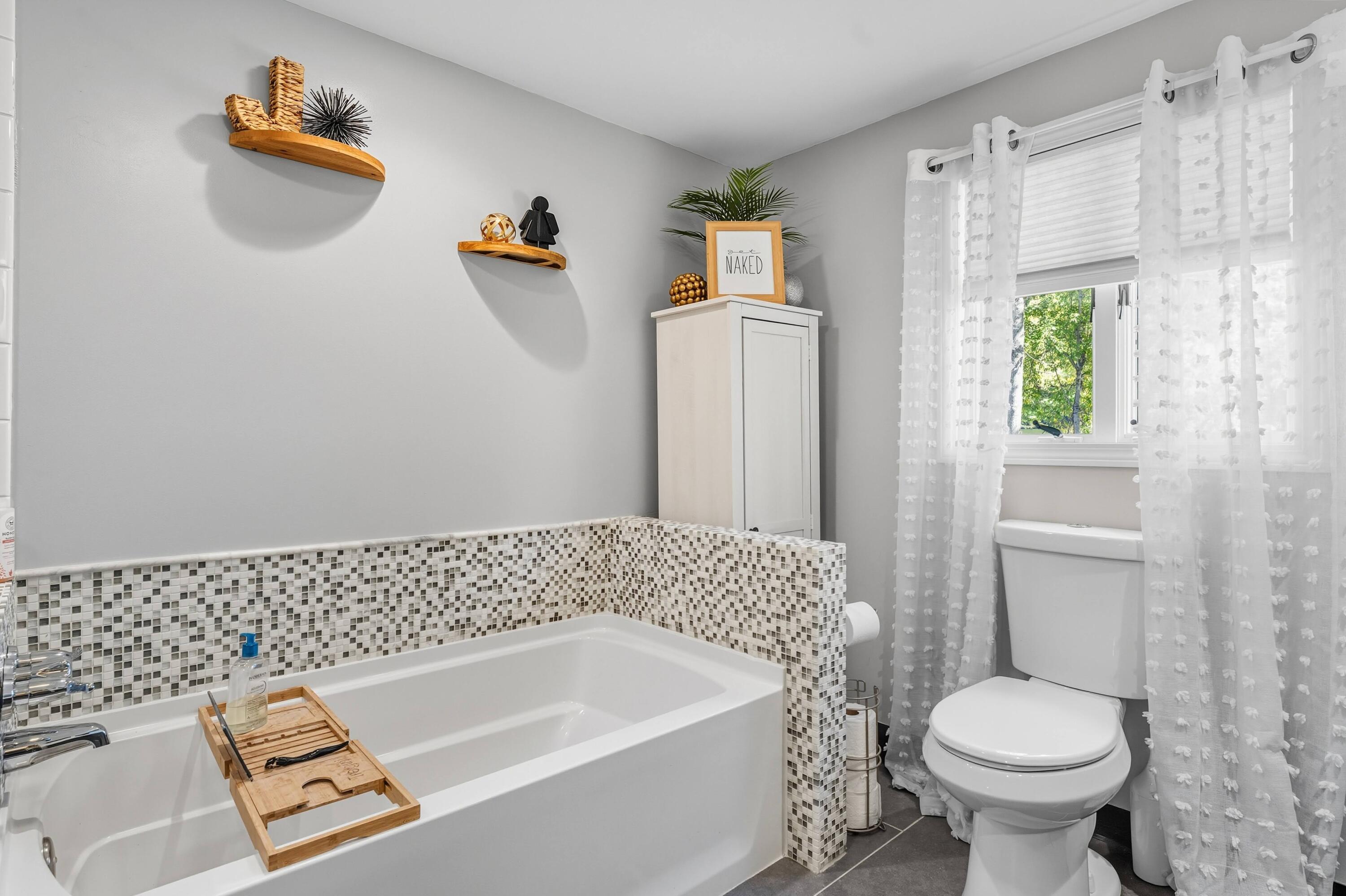 205 Sewall Street Augusta, ME 04330 - Photo 16 of 37 DSC07359