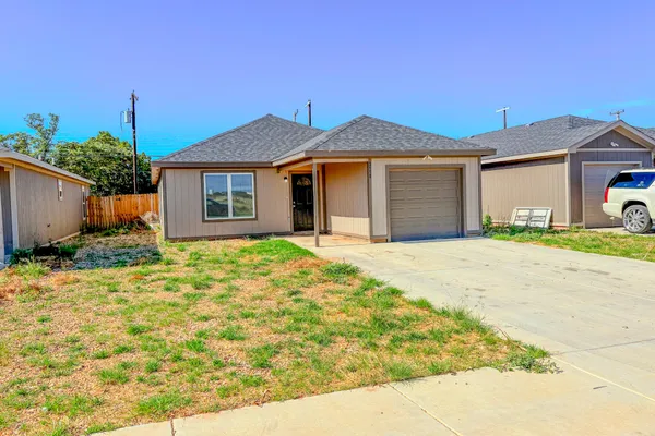 $1,150 | 3118 East Cornell Street, Lubbock, TX 79403