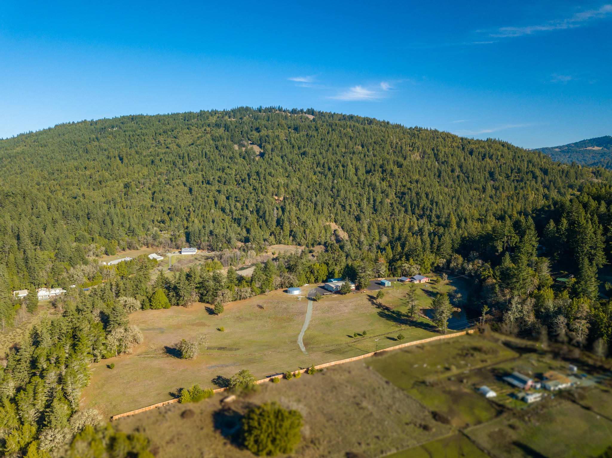 282 Thomas Road Miranda, CA 95553 - Photo 5 of 35 DJI_0462-HDR